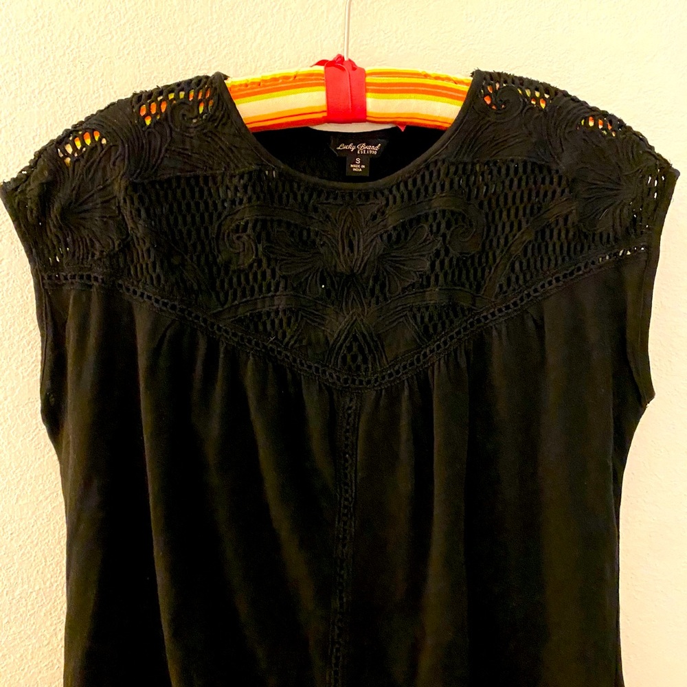 Lucky brand embroidered tee / t-shirt